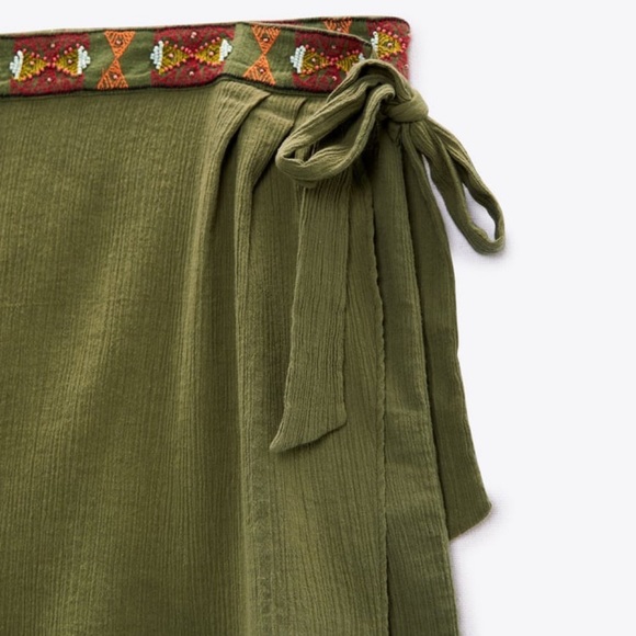 Zara Khaki Beaded Mini Skirt - Picture 9 of 10